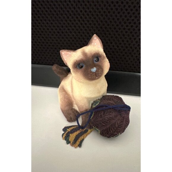 Set Of 5 Cute Cat Figurines With Yarn Ball Home Sweet Home And More - Picture 4 of 14